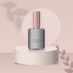Vernis à ongles soin à l'huile d'abricot – Rive Opaline, photo d'ambiance