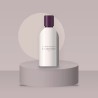 Lait solaire fondant à l'huile de noisette SPF 30 – Maison Nuance, photo d'ambiance