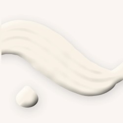 Crème solaire visage réconfortante Essentiels SPF 30 – Maison Nuance, aperçu de la texture