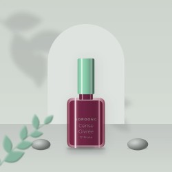 Vernis à ongles Cerise Givrée à l'huile de raisin – Sopoong, photo d'ambiance
