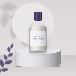Lait corps Encre Violette à l'aloe vera – Carnet d'Iris, photo d'ambiance