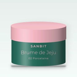 Poudre sans effet plâtre Brume de Jeju – Sanbit, pot 20 g, teinte 02 Porcelaine