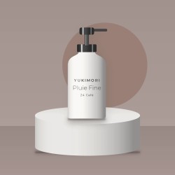 Fond de teint Pluie Fine à l'eau de rose – Yukimori, photo d'ambiance