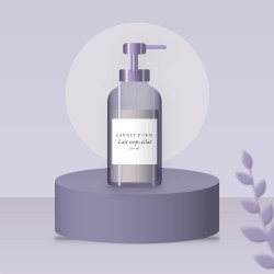 Lait corps éclat à l'huile de noisette – Carnet d'Iris, photo d'ambiance