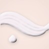 Crème hydratante matifiante à l'huile de noisette – Les Jardins d'Aulne, aperçu de la texture