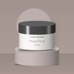 Pluie Fine crème hydratante lissante – Yukimori, photo d'ambiance