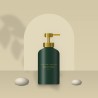 Nettoyant visage fraîcheur Rose des Haies – Atelier Verdure, photo d'ambiance