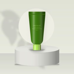 Lait solaire haute tolérance au bisabolol SPF 50 – Fraîcheline, photo d'ambiance