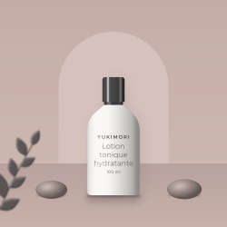 Lotion tonique hydratante à l'hydrolat de tilleul – Yukimori, photo d'ambiance
