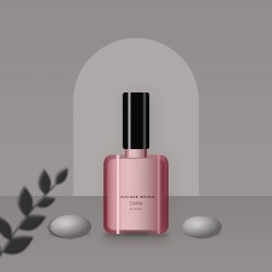 Vernis à ongles Défilé à la vitamine E – Coulisse Rouge, photo d'ambiance