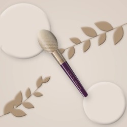 Brosse de finition en bois de tilleul – Maison Nuance, photo d'ambiance