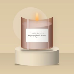 Bougie parfumée délicate à la fève tonka – Terre d'Ocrelle, photo d'ambiance
