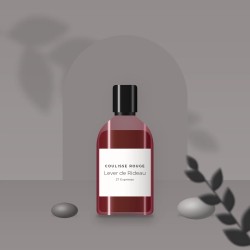 Fond de teint ultra-couvrant Lever de Rideau – Coulisse Rouge, photo d'ambiance