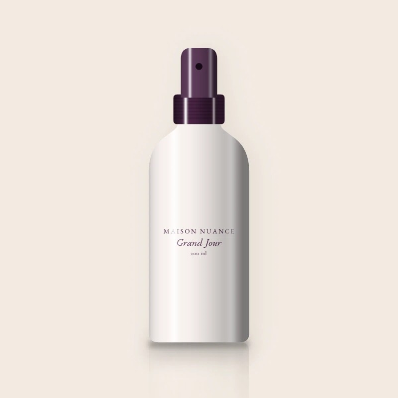 Lotion tonique Grand Jour à l'extrait de concombre – Maison Nuance, flacon spray 200 ml