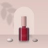 Vernis à ongles ultra-couvrant Opale Précieuse – Rive Opaline, photo d'ambiance