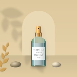 Lotion tonique Grande Douceur à l'hydrolat de romarin – Tendrelle, photo d'ambiance