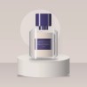 Parfum Encre Violette aventurier à la fève tonka – Carnet d'Iris, photo d'ambiance