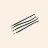 Eyeliner haute pigmentation au squalane – Terre d'Ocrelle, aperçu de la teinte Noir intense