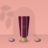 Gloss longue tenue Minuit Doré – Balcon Pourpre, photo d'ambiance