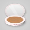 Terre de soleil effet bronzé à la vitamine E – Coulisse Rouge, boîtier 10 g, teinte 04 Miel