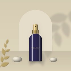 Lait solaire léger à l'acide hyaluronique SPF 50+ – Herbier de Lune, photo d'ambiance