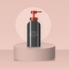 Crème solaire visage teintée à l'huile de tournesol SPF 50 – Yukimori, photo d'ambiance