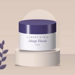 Gommage corps Marge Florale aux noyaux d'abricot – Carnet d'Iris, photo d'ambiance