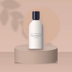 Fond de teint Opale Précieuse à l'eau de rose – Rive Opaline, photo d'ambiance