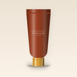 Fond de teint léger à la poudre de perle – Terre d'Ocrelle, tube 30 ml, teinte 06 Beige clair