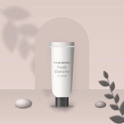 Gloss Forêt Blanche à l'huile de rose musquée – Yukimori, photo d'ambiance