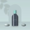 Lait solaire Brume Vive délicat SPF 50+ – Vellaure, photo d'ambiance