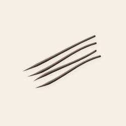 Eyeliner Minuit Doré trait fin – Balcon Pourpre, aperçu de la teinte Brun