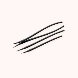 Eyeliner tenue extrême à l'huile de ricin – Coulisse Rouge, aperçu de la teinte Noir intense