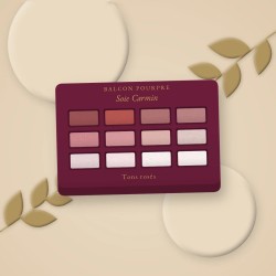 Palette yeux multi-usage Soie Carmin – Balcon Pourpre, photo d'ambiance