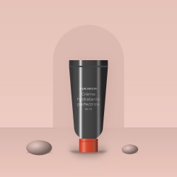 Crème hydratante perfectrice à l'extrait de calendula – Yukimori, photo d'ambiance