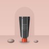 Crème hydratante perfectrice à l'extrait de calendula – Yukimori, photo d'ambiance