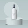 Lait solaire non gras à l'huile d'abricot SPF 50 – Vellaure, photo d'ambiance