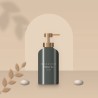 Soin visage Vétiver Sec matifiant – Selle & Silex, photo d'ambiance