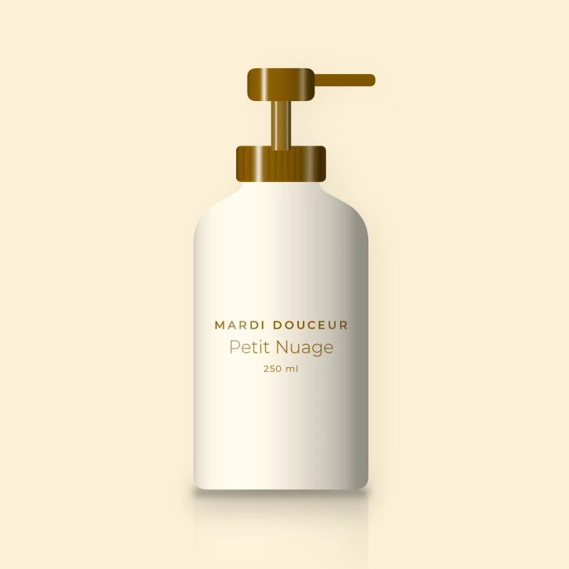 Gel douche et bain Petit Nuage adoucissant – Mardi Douceur, flacon-pompe 250 ml
