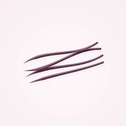 Eyeliner Cerise Givrée effet yeux de chat – Sopoong, aperçu de la teinte Prune