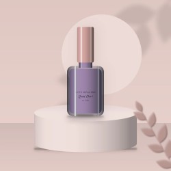 Vernis à ongles tenue extrême Quai Doré – Rive Opaline, photo d'ambiance