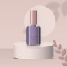 Vernis à ongles tenue extrême Quai Doré – Rive Opaline, photo d'ambiance