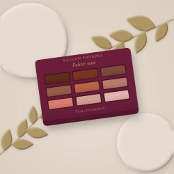 Palette yeux résistante à l'eau à l'extrait de rose – Balcon Pourpre, photo d'ambiance